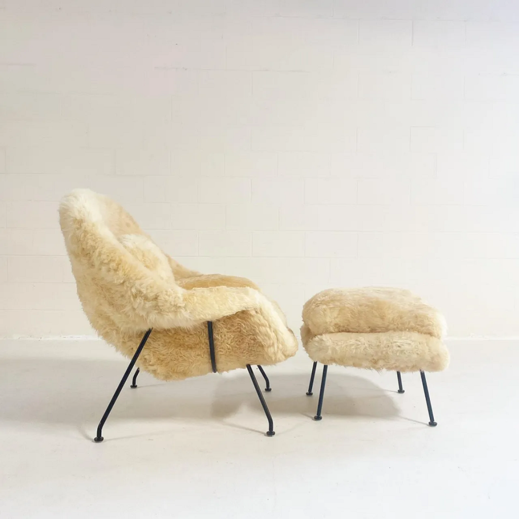 Vintage Eero Saarinen Womb Chair and Ottoman Restored in Texas Sheepskin